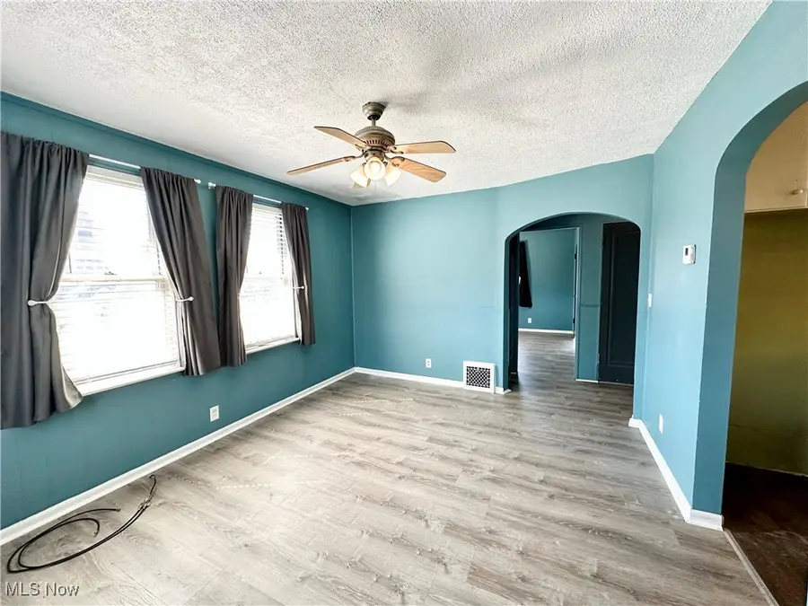 87R 26th Street, Wellsburg, WV 26070 - Image #3