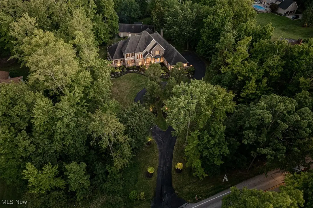 35906 Solon Road, Solon, OH 44139 - Image #1