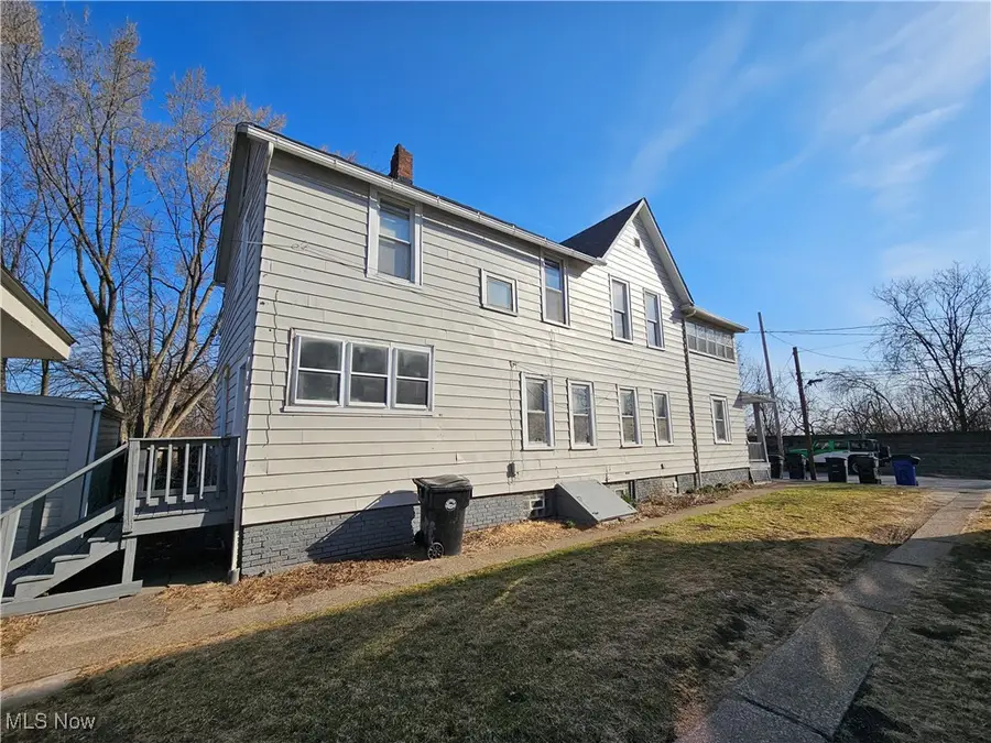 3688 W 15th Street, Cleveland, OH 44109 - Image #2