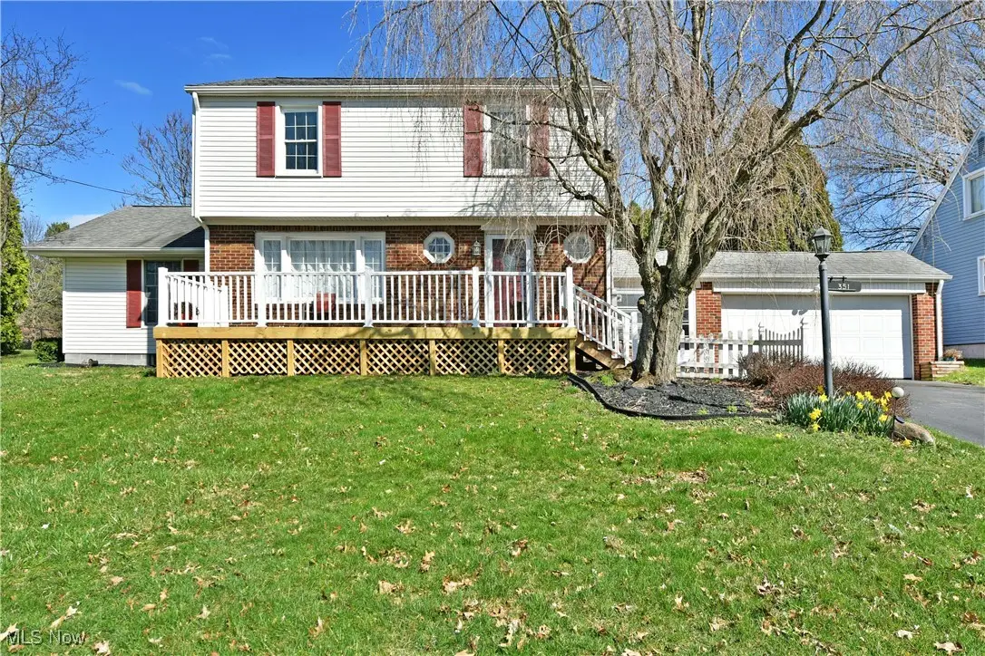 351 Elmwood Drive, Hubbard, OH 44425 - Image #1