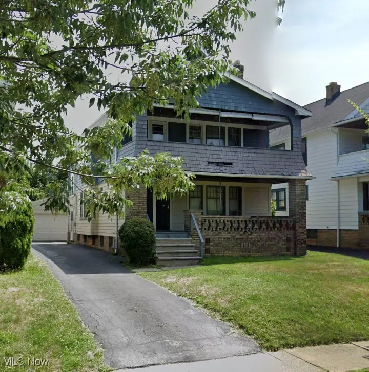 939 Helmsdale Road, Cleveland Heights, OH 44112 - Image #1