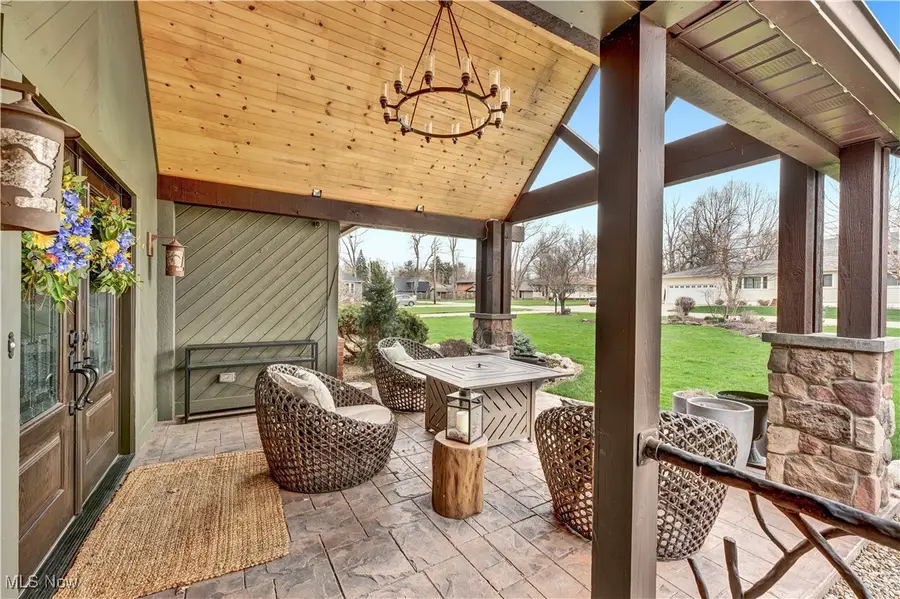 537 Lee Lore Drive, Chippewa Lake, OH 44215 - Image #3