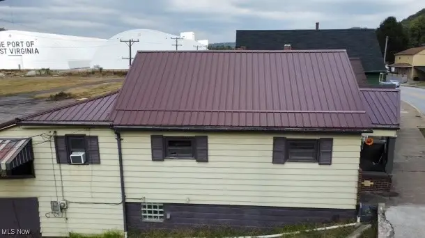 407 Main Street, Follansbee, WV 26037 - #3