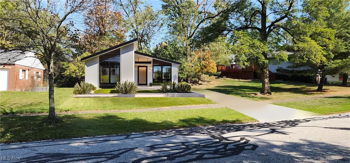 Parkhill Drive, Parma Heights, OH 44130 - Image #1