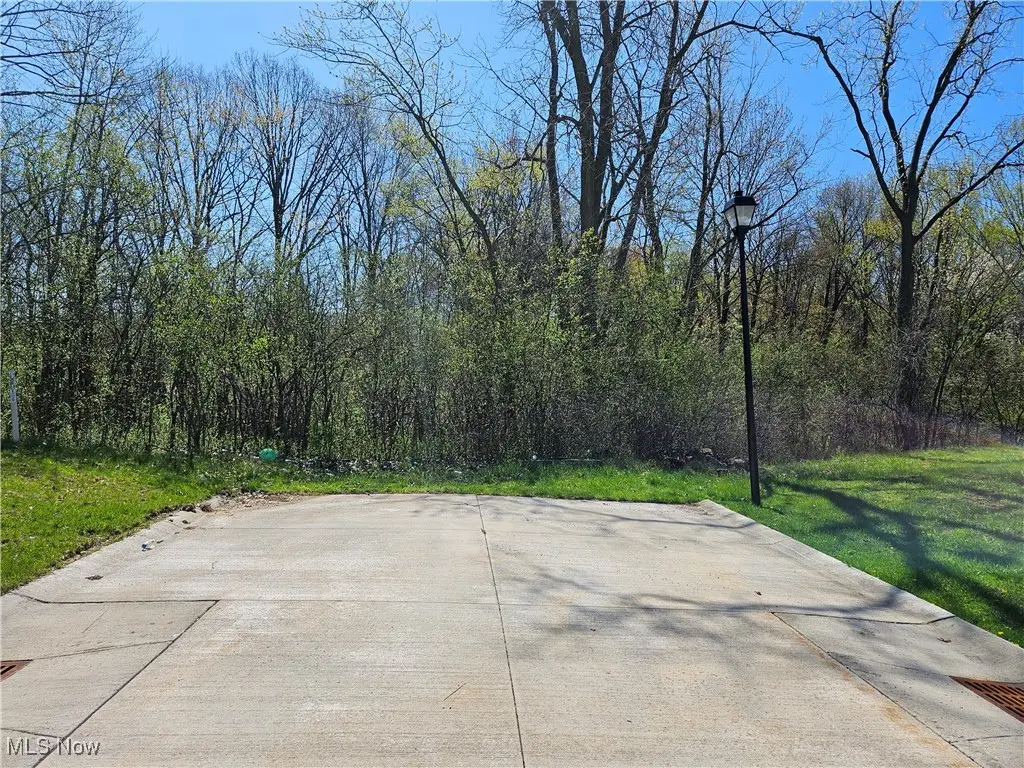 Hubbell Circle, Bedford, OH 44146 - Image #1