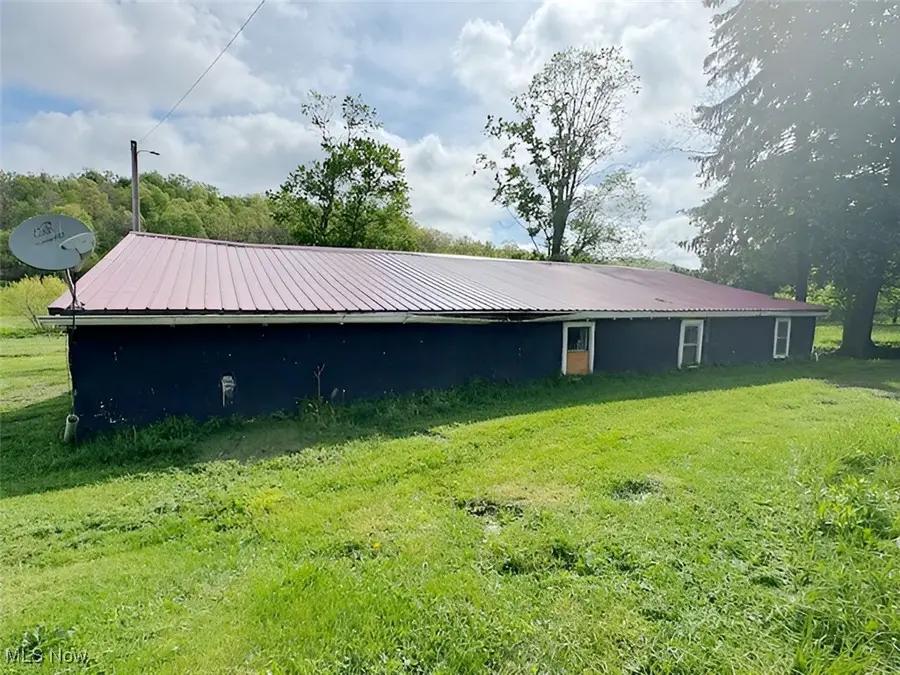 4308 Flat Se Road, Uhrichsville, OH 44683 - Image #3