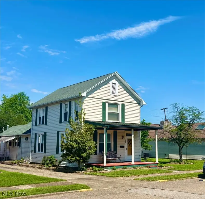 805 4th Street, Saint Marys, WV 26170 - Image #1