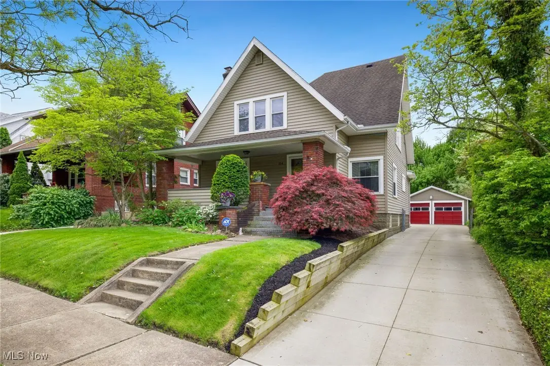 154 Crescent Drive, Akron, OH 44301 - #1