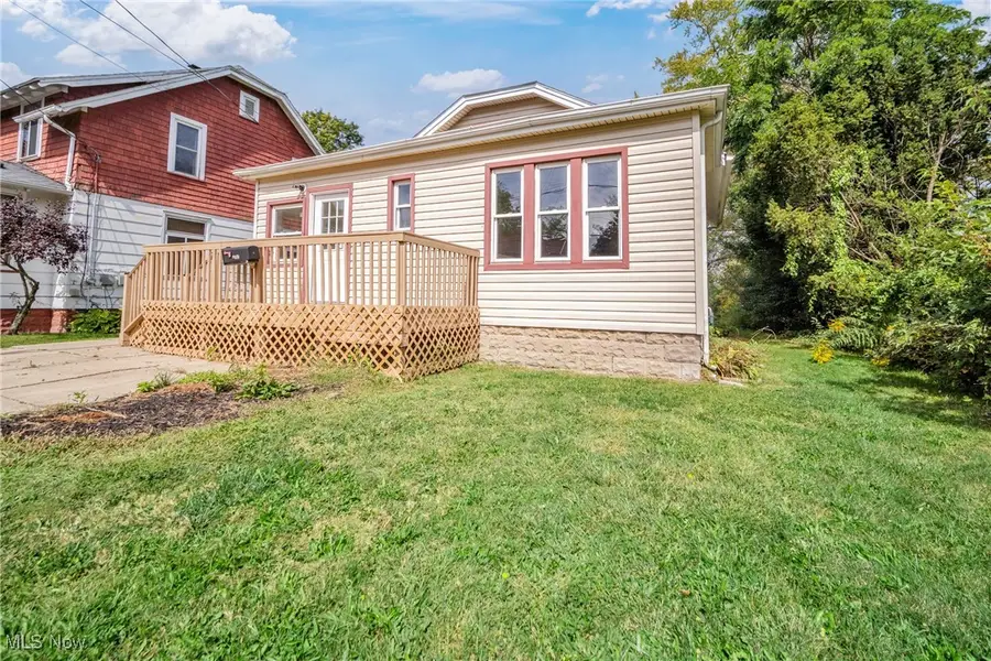 2049 E 39th Street, Ashtabula, OH 44004 - Image #2