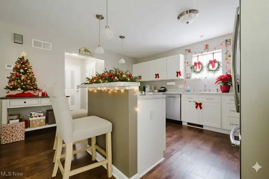 180 Elizabeth Parkway, Akron, OH 44304 - Image #3