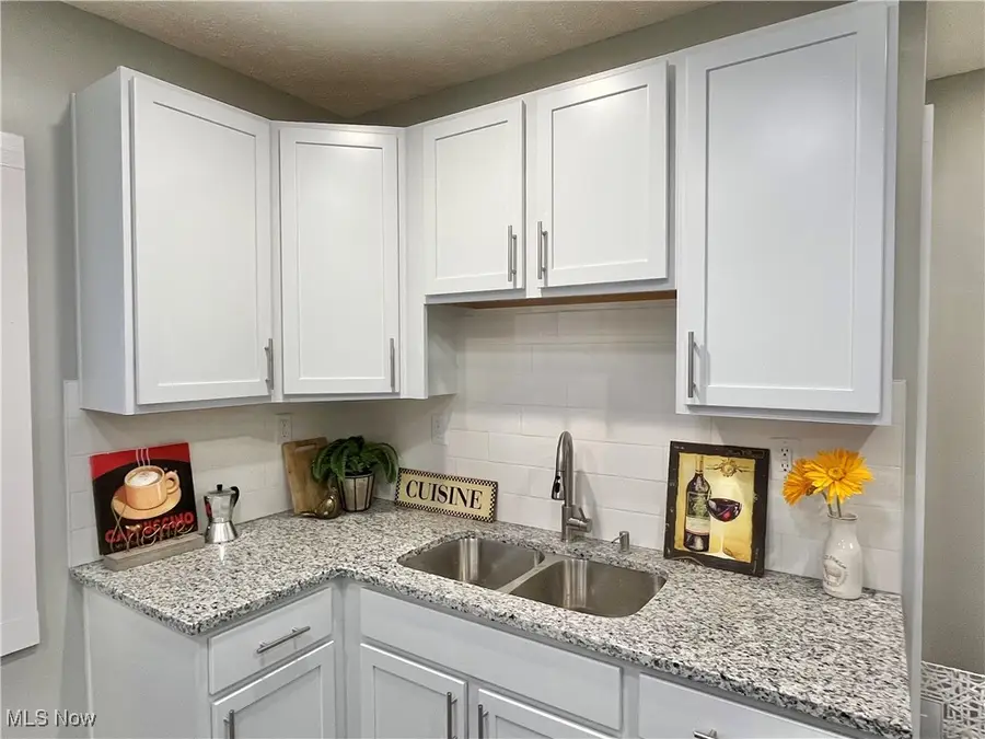 10914 Fidelity Avenue, Cleveland, OH 44111 - Image #3