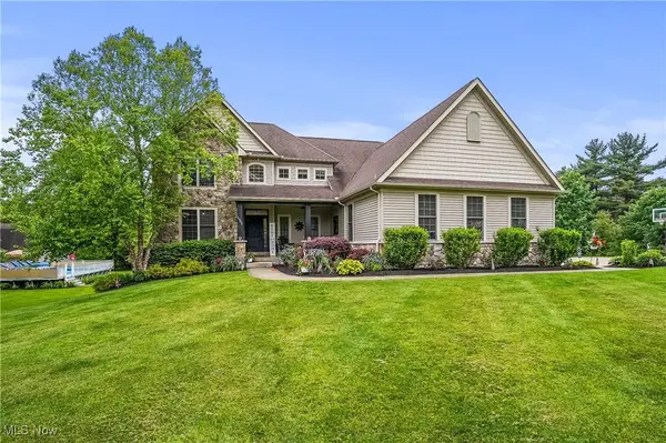 1302 Hillandale Drive, Akron, OH 44333