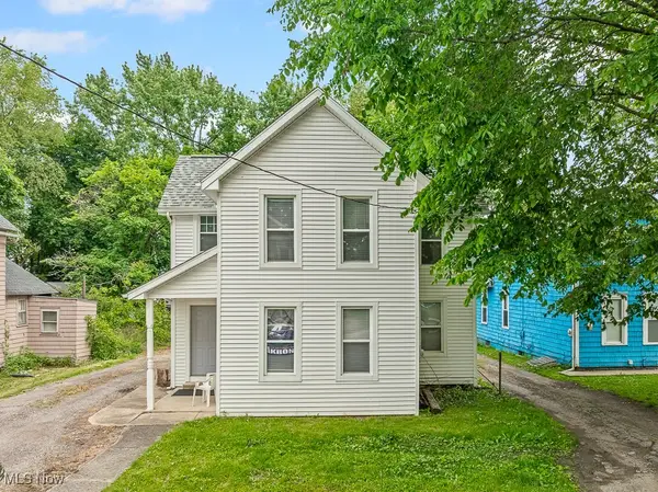 319 Sterling Court, Akron, OH 44304