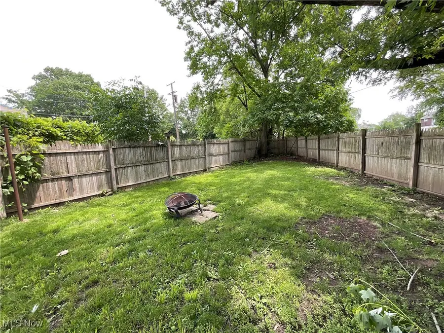 4313 Warner Road, Cleveland, OH 44105 - Image #2