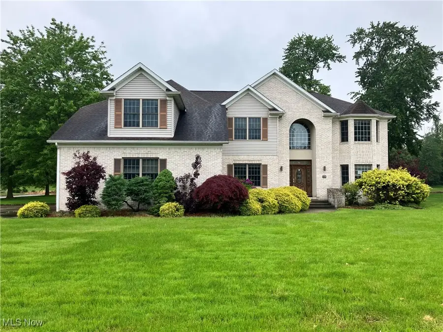 1254 Maxfli Drive, Akron, OH 44312 - Image #2