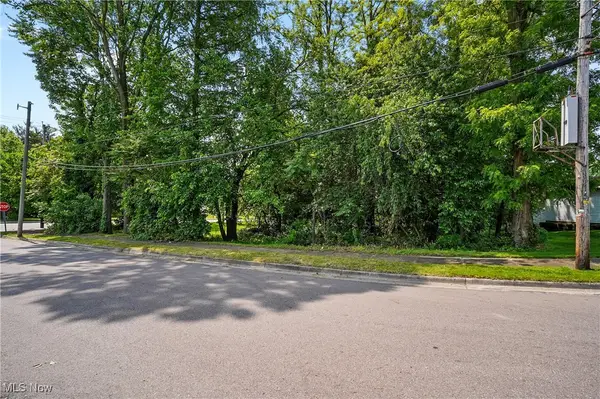 1500 Home Avenue, Akron, OH 44310