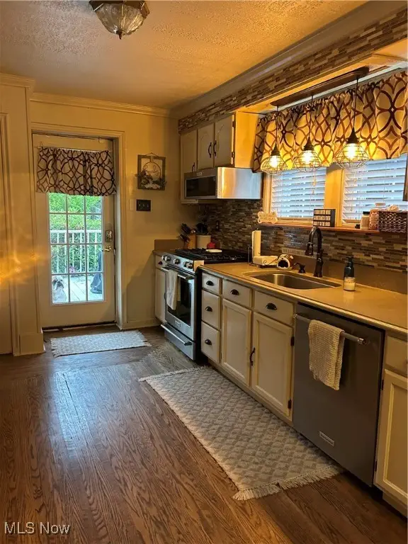 3857 Marion Avenue, Weirton, WV 26062 - Image #3