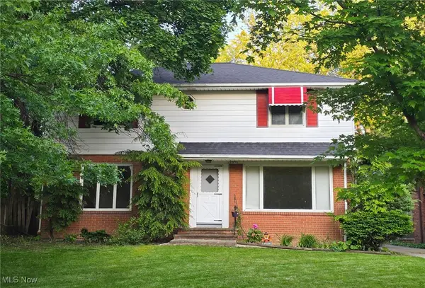 2375 Glendon Road, University Heights, OH 44118