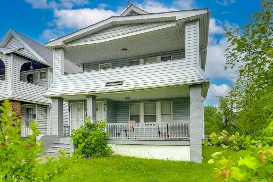 8304 Garfield Boulevard, Garfield Heights, OH 44125 - #2