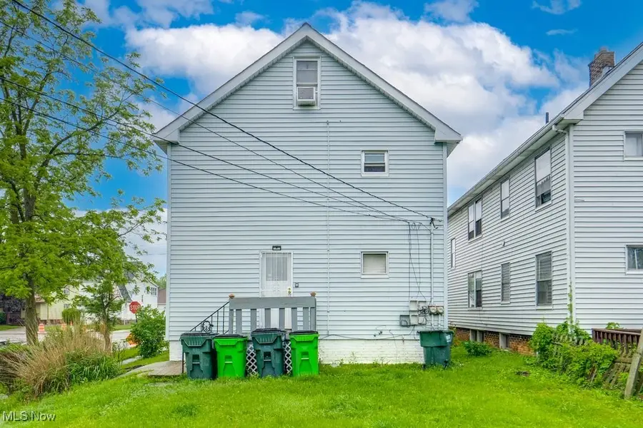 8304 Garfield Boulevard, Garfield Heights, OH 44125 - #3