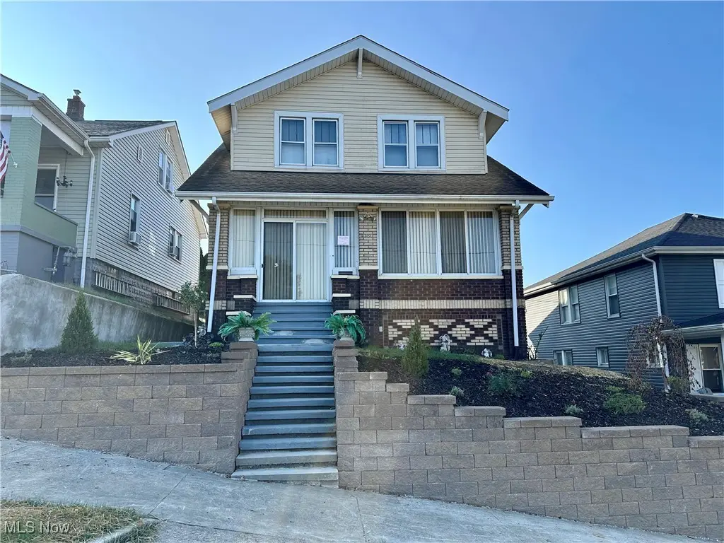 808 Gilbert Avenue, Follansbee, WV 26037 - Image #1