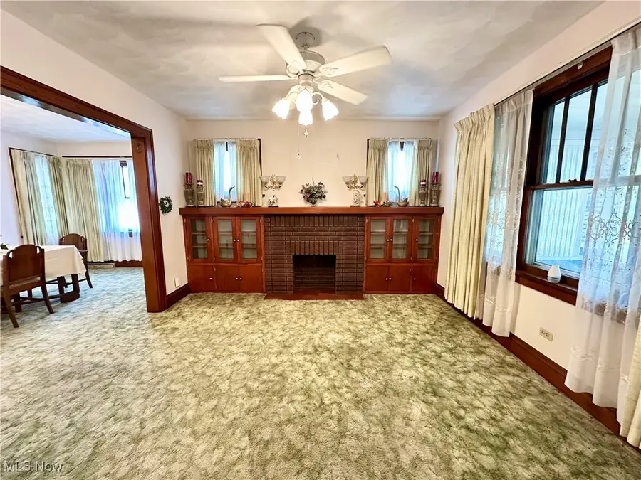 808 Gilbert Avenue, Follansbee, WV 26037 - Image #2