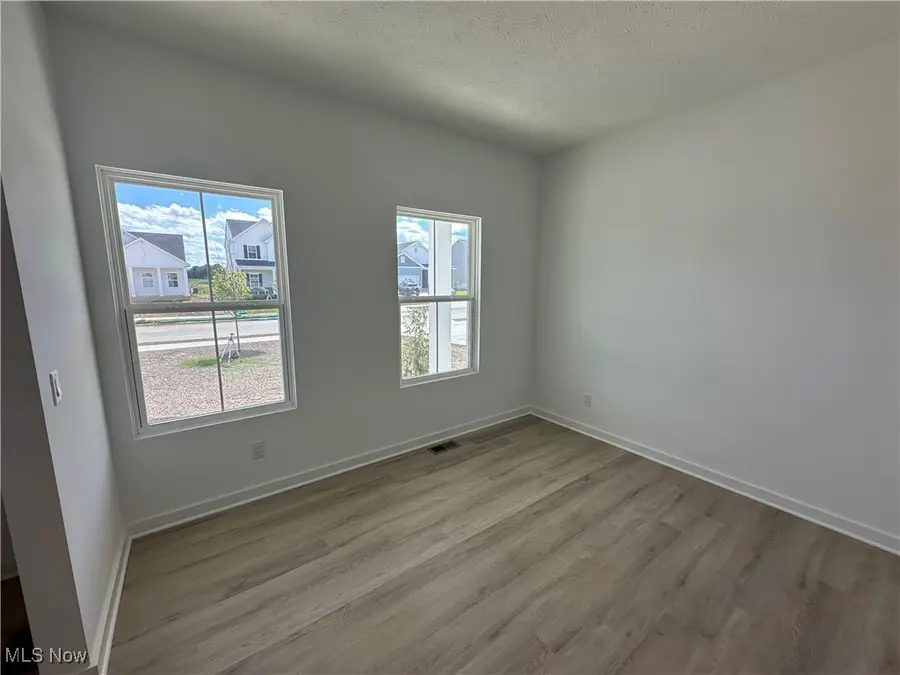 2981 Mcintosh Ne Drive, Louisville, OH 44641 - Image #3