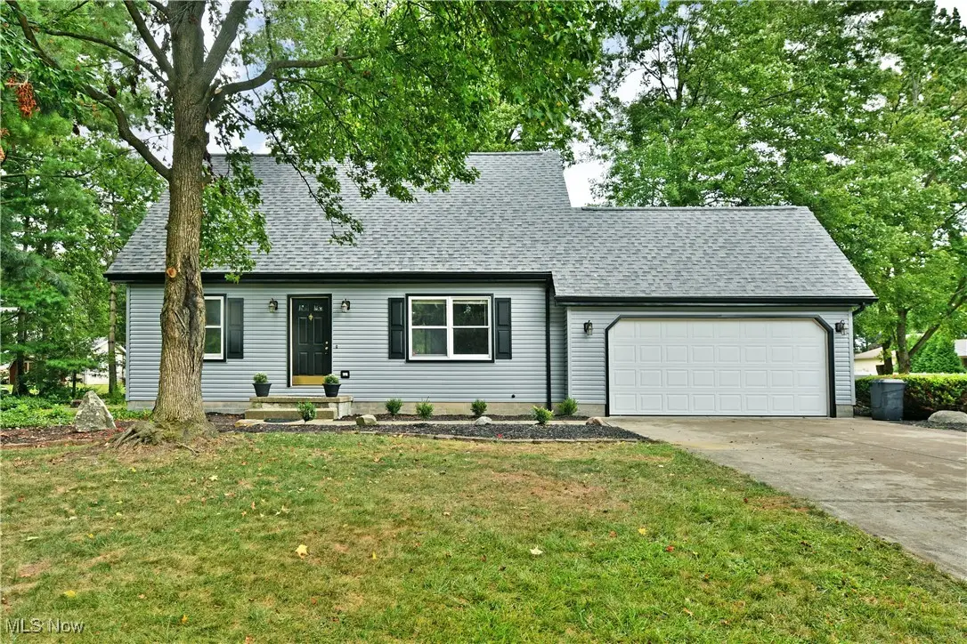 151 Cedar Circle, Cortland, OH 44410 - Image #1