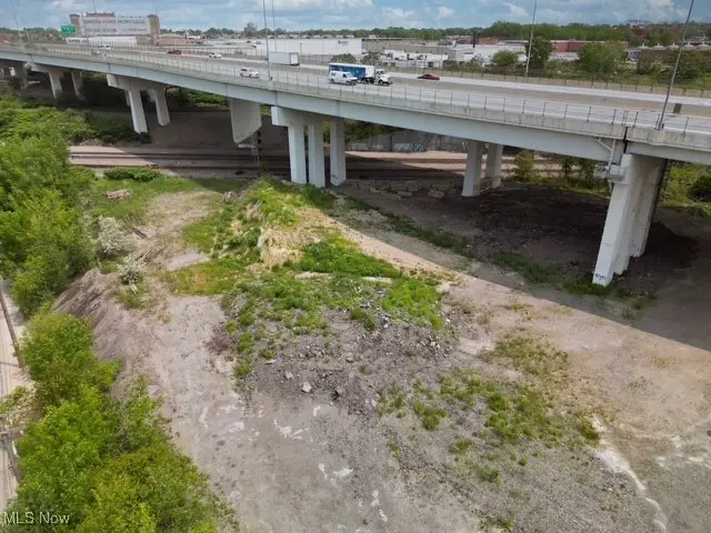 E 37th Street, Cleveland, OH 44115 - Image #2