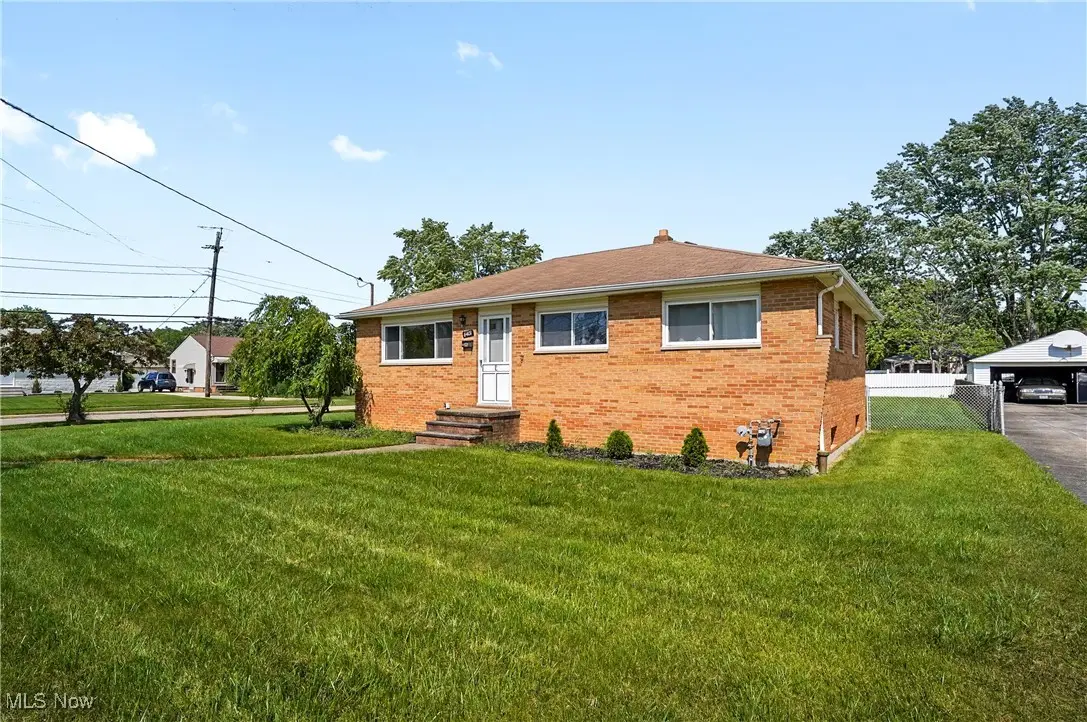 6401 Scott Drive, Brook Park, OH 44142 - Image #1