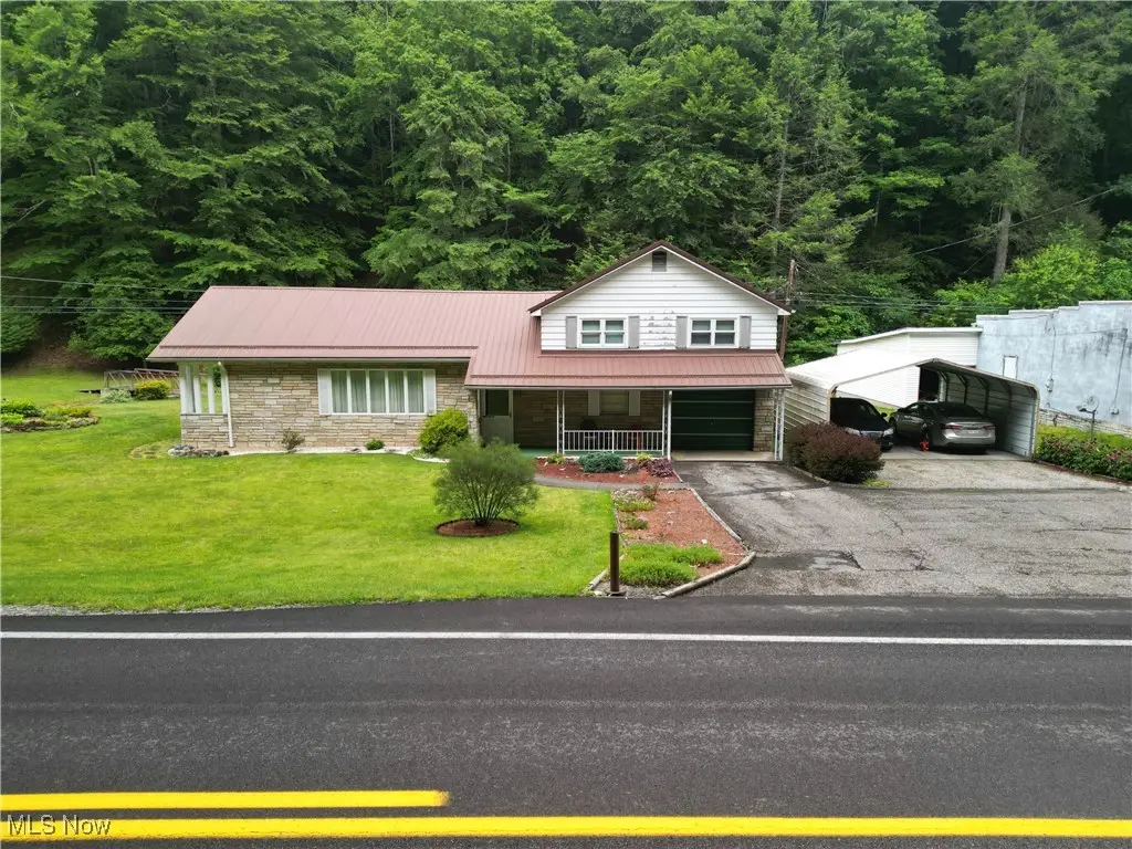 13088 Clay Highway, Lizemores, WV 25125 - Image #1