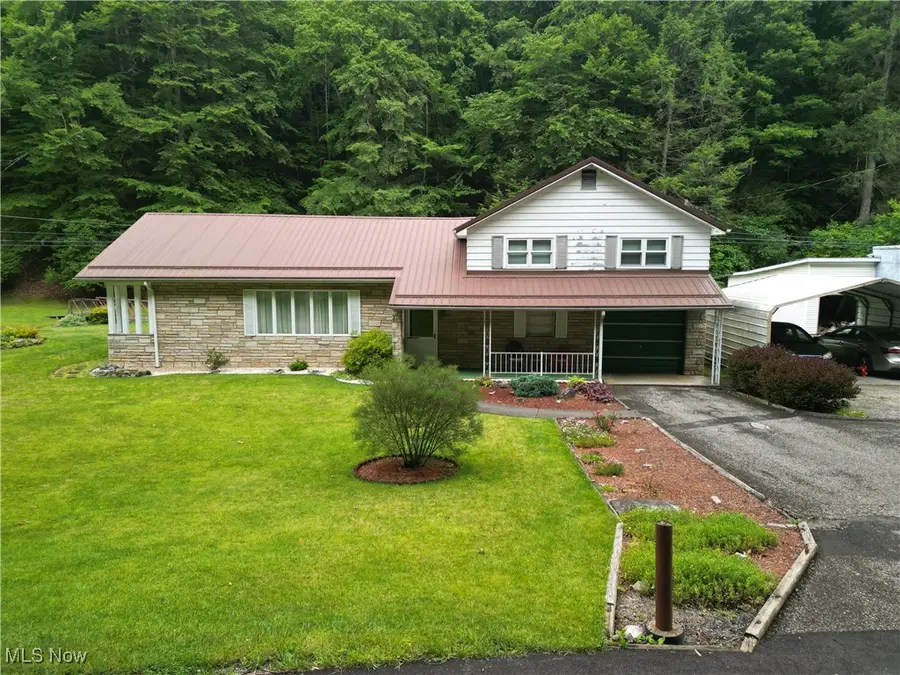 13088 Clay Highway, Lizemores, WV 25125 - Image #2