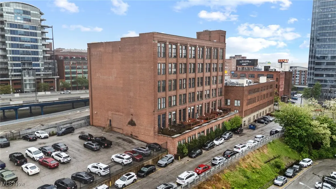 1133 W 9th Street #317, Cleveland, OH 44113 - Image #1