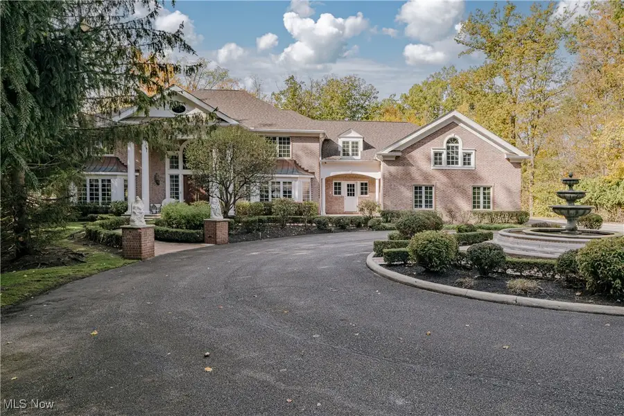 2140 County Line Road, Gates Mills, OH 44040 - #2