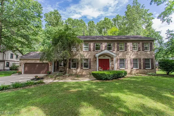 449 Westchester Se Drive, Warren, OH 44484