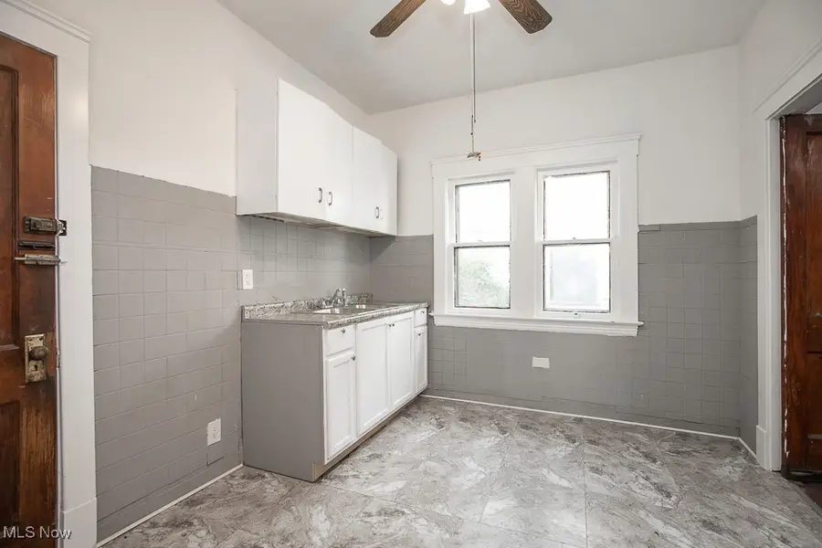 9210 Yale Avenue, Cleveland, OH 44108 - Image #2