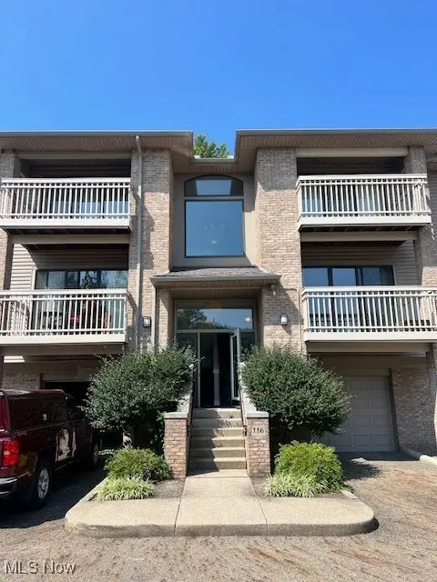 3800 Rosemont Boulevard #116D, Fairlawn, OH 44333