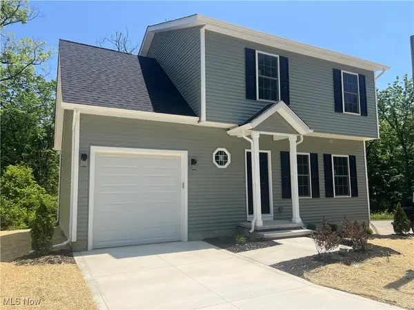 5025 Lakeview Drive, Mentor, OH 44060