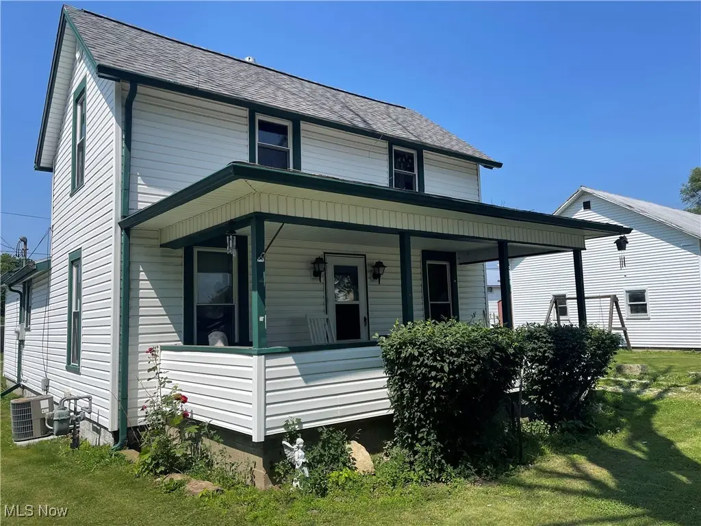 320 E Union Avenue, West Lafayette, OH 43845 - Image #1