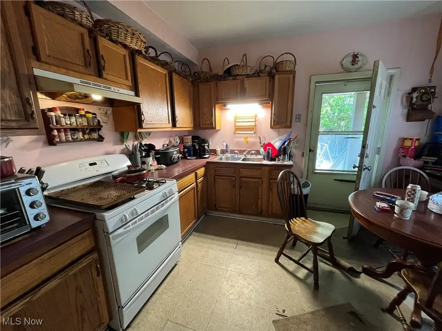 2455 W 7th Street, Cleveland, OH 44113 - Image #3