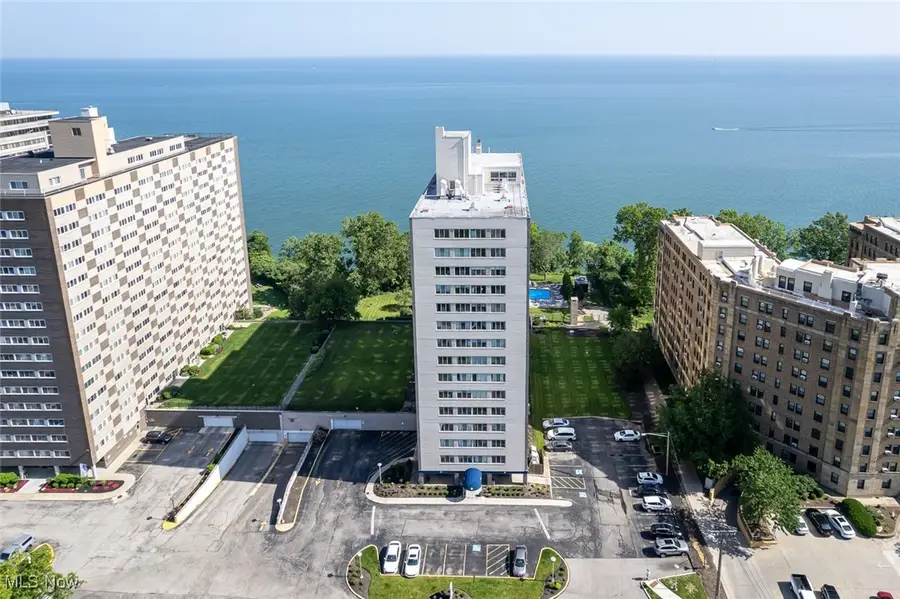 12520 Edgewater Drive #1609, Lakewood, OH 44107 - Image #2