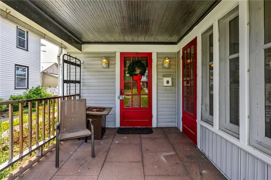 719 Robbins Avenue, Niles, OH 44446 - Image #2