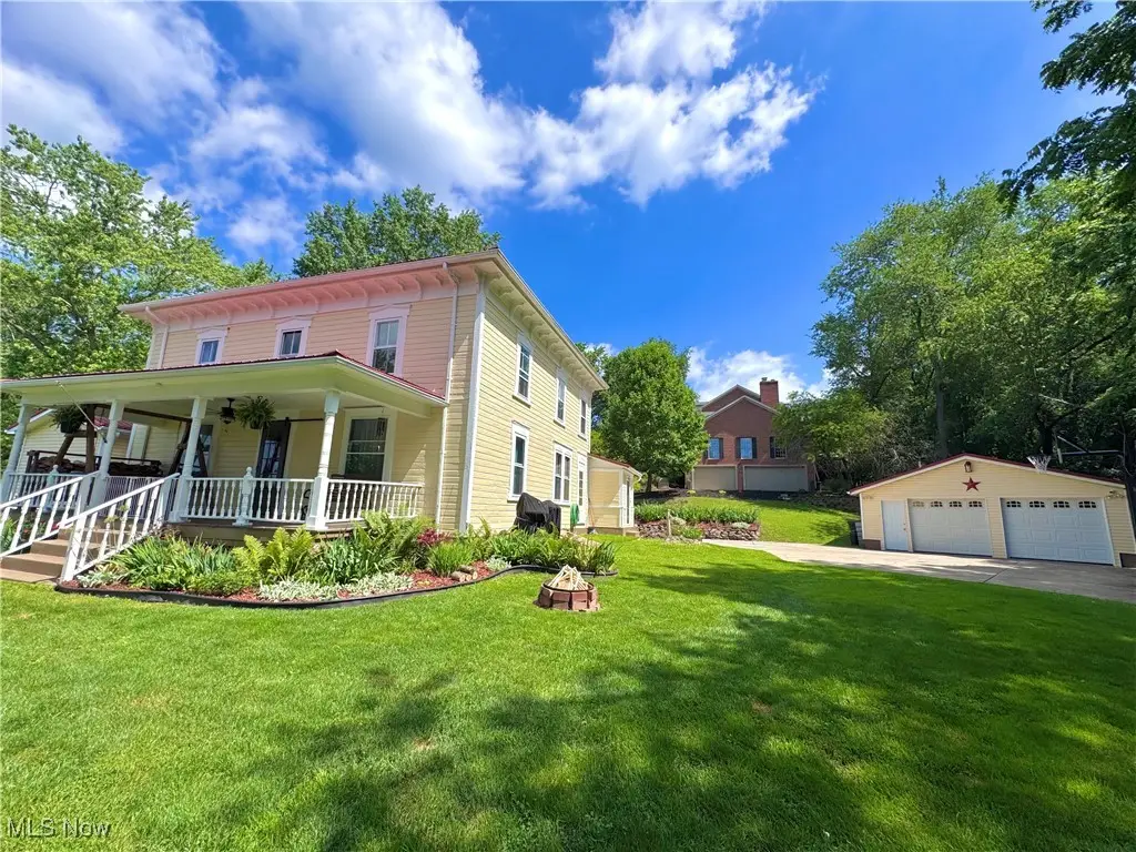 309 Donahey Ne Avenue, New Philadelphia, OH 44663 - Image #1