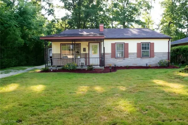 1863 Deerfield Sw Avenue, Warren, OH 44485