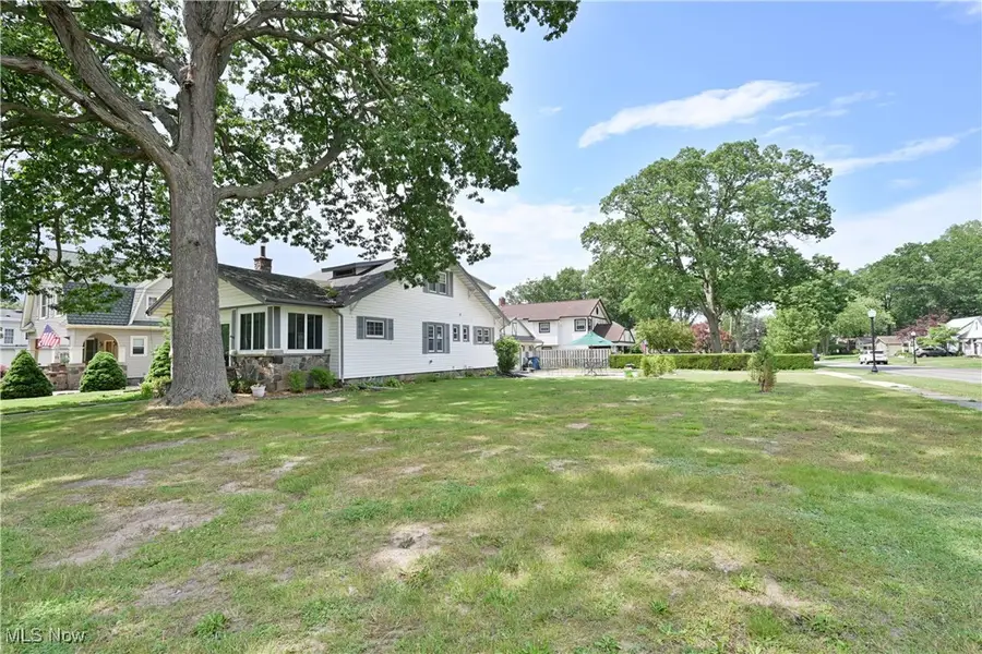 891 Park Avenue, Amherst, OH 44001 - Image #3