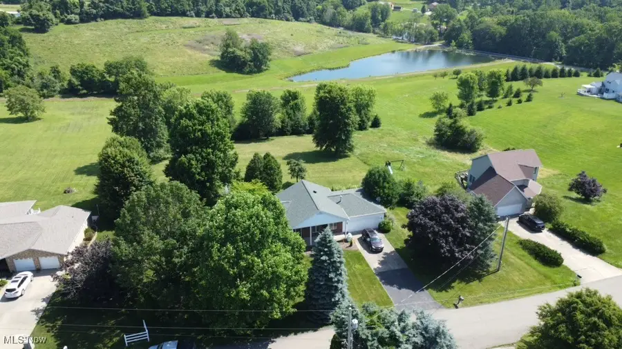 41091 Nicki Lynn Drive, Belmont, OH 43718 - Image #2