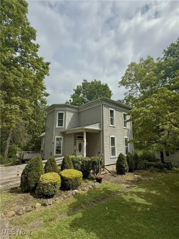 207 N Hambden Street, Chardon, OH 44024 - #1