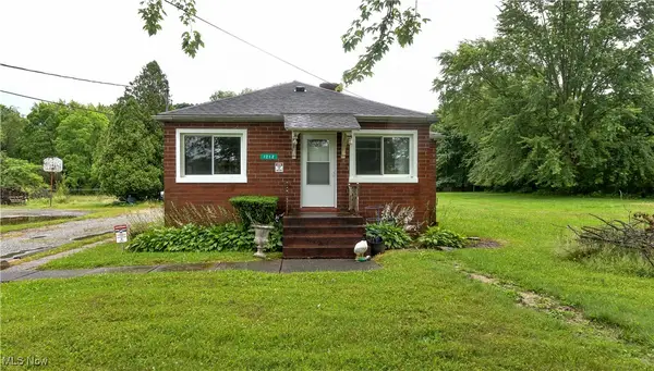 1212 State Route 7 Ne, Brookfield, OH 44403