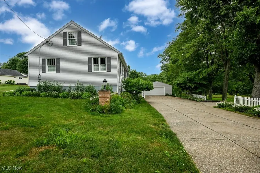 7060 Manchester Road, New Franklin, OH 44614 - Image #2