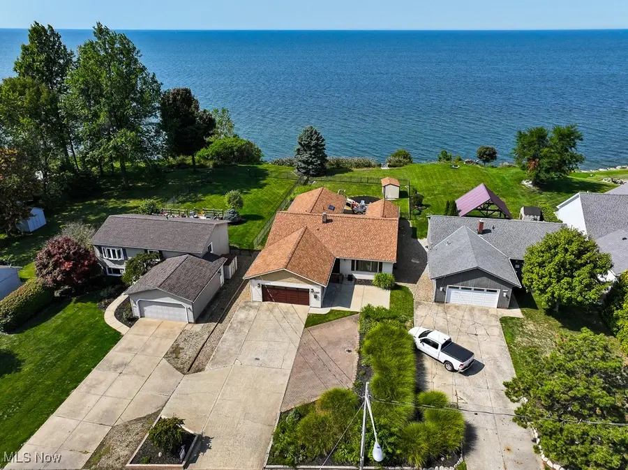 33091 Lake Shore Boulevard, Eastlake, OH 44095 - Image #3